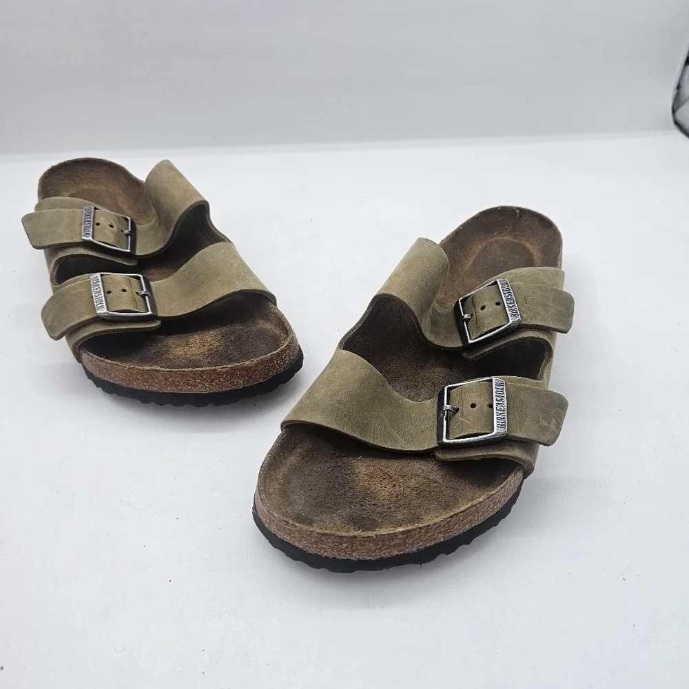 Birkenstock Arizona Two-Strap Sandals – Olive Green – Size Approx. US 10
